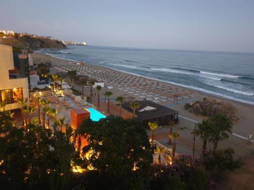 Apartamento Luxe Coast Views-reserva Del-higueron-pool & Sea *