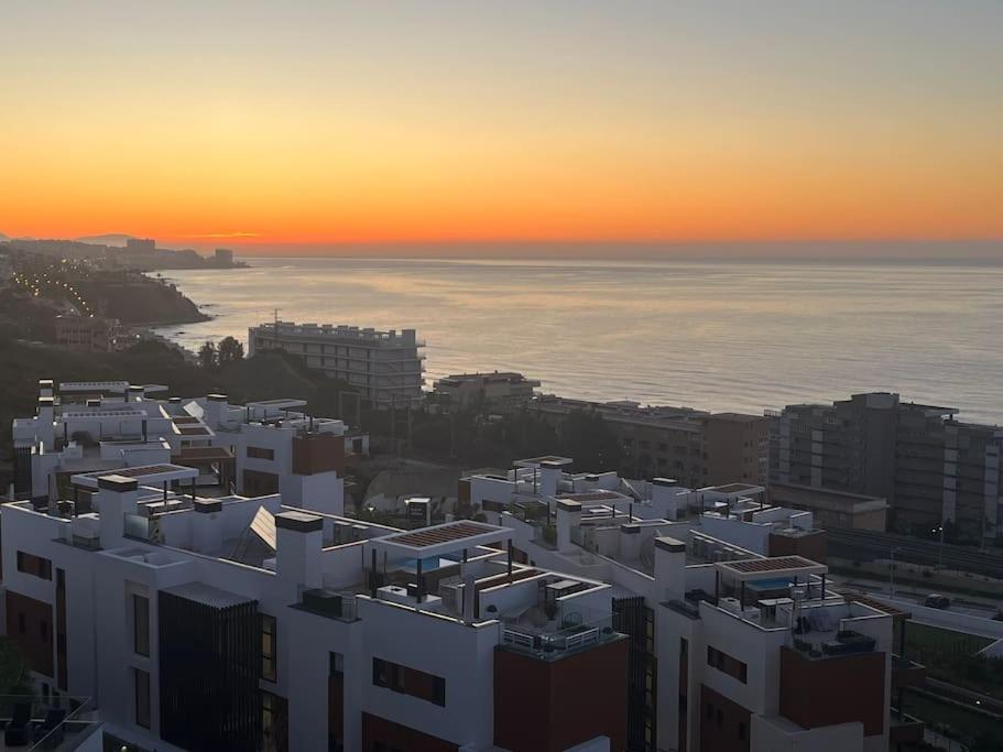 Apartamento Luxe Coast Views-reserva Del-higueron-pool & Sea