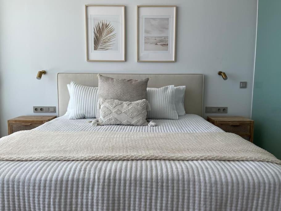 Luxe Coast Views-reserva Del-higueron-pool & Sea Apartamento *